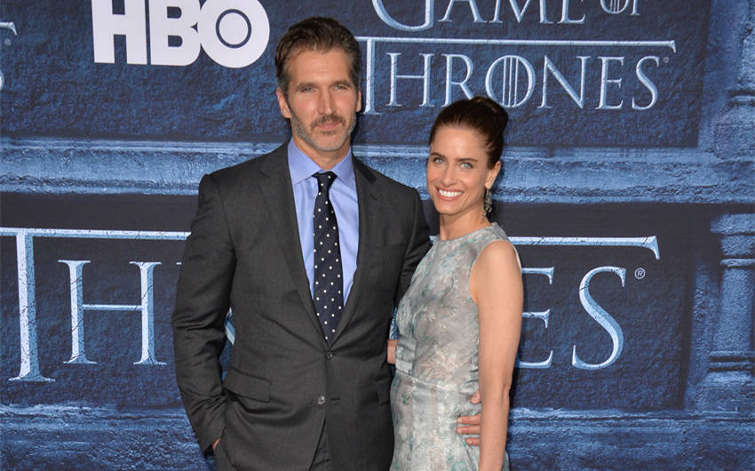 Amanda Peet and husband David Benioff share a long Hollywood marriage, raising three children while balancing acting, writing, and creative careers. Amanda Peet and Husband: Marriage, Family Life, and Hollywood Balance When people search Amanda Peet and husband, they are usually curious about how a successful actress and a powerful Hollywood writer-producer have managed to build a long-lasting marriage in an industry known for instability. Amanda Peet and her husband, David Benioff, have been together for more than two decades, raising a family while navigating demanding careers behind and in front of the camera. Their relationship stands out not because of constant publicity, but because of its longevity, balance, and intentional privacy. Who Is Amanda Peet? Amanda Peet is an American actress, writer, and producer with a career that spans film, television, and creative development. She first gained widespread recognition in the late 1990s and early 2000s, appearing in popular films such as The Whole Nine Yards, Something’s Gotta Give, and Saving Silverman. Over time, she transitioned into more complex television roles, earning praise for performances in series like Togetherness, Brockmire, and Dirty John. In recent years, Peet has expanded beyond acting. She co-created and executive produced the Netflix series The Chair, marking a significant step into writing and producing. This shift reflects a broader pattern in her career: choosing thoughtful projects and creative control over constant visibility. That independence plays an important role in how she approaches both her work and her personal life. Who Is Amanda Peet’s Husband, David Benioff? Amanda Peet’s husband, David Benioff, is a screenwriter, producer, and novelist best known as the co-creator and showrunner of HBO’s Game of Thrones. His work on the series turned him into one of the most influential figures in modern television, shaping the direction of prestige storytelling for nearly a decade. Before Game of Thrones, Benioff had already built a solid writing career, working on novels and screenplays. Unlike Peet, whose work often places her in the public eye, Benioff typically operates behind the scenes. That difference in visibility has helped them avoid direct professional competition while still understanding the pressures of the entertainment industry. How Amanda Peet and Her Husband Met Amanda Peet and David Benioff met in 2002 and began dating shortly afterward. What makes their relationship particularly notable is that it started long before Benioff became a household name through Game of Thrones. At the time, both were working steadily but had not yet reached the level of fame that would later surround them. Building a relationship during that earlier phase likely gave them a strong foundation. They grew together professionally and personally, navigating uncertainty before massive success arrived. That shared history often helps explain why their marriage appears grounded even as their careers evolved. Amanda Peet and David Benioff’s Marriage The couple married on September 30, 2006, in New York City. Since then, they have maintained a relatively low-profile marriage, especially compared with many Hollywood couples. Rather than turning their relationship into part of their public brand, Peet and Benioff have kept the focus on their work and family. Over the years, Peet has spoken candidly—but not sensationally—about marriage. She has described it as real, sometimes difficult, and far from perfect. That honesty resonates with audiences because it avoids the polished narrative often associated with celebrity relationships. Family Life and Children Amanda Peet and her husband share three children: two daughters and a son. Parenting has become a central part of their lives, and both have emphasized the importance of keeping their children out of the spotlight. Despite their fame, they aim for a sense of normalcy at home. Peet has discussed the realities of parenting in interviews, often highlighting the challenges rather than presenting an idealized image. That approach aligns with how they handle public life overall—measured, realistic, and intentionally private. Balancing Two Hollywood Careers One reason people remain interested in Amanda Peet and her husband is the question of balance. How do two people with demanding, high-pressure careers make a marriage work? Part of the answer lies in how different their roles are. Peet’s work involves being on set and emotionally immersed in characters, while Benioff’s work is more structural and long-term, focused on writing and production leadership. Their schedules don’t always overlap in the same way, which can reduce direct conflict. Another factor is selectivity. Peet has spoken about choosing projects carefully, especially after becoming a parent. That flexibility allows her to prioritize family without stepping away from her career entirely. Benioff’s success has also given the family stability, but Peet has consistently emphasized that her identity does not revolve solely around her husband’s achievements. Public Image and Privacy Amanda Peet and David Benioff are well known, but they are not overexposed. They attend industry events when appropriate, support each other publicly, and then step back. This approach has helped them avoid the constant scrutiny that can strain relationships. Their commitment to privacy appears intentional rather than reactive. By not sharing every aspect of their marriage or parenting life, they preserve space for real connection—something many celebrity couples struggle to maintain. Life Beyond Hollywood Both Peet and Benioff have shown interest in building lives that extend beyond constant production schedules. Peet’s move into writing reflects a desire for creative longevity, while Benioff’s focus on large-scale storytelling suggests long-term vision rather than short-term attention. amanda peet and husband