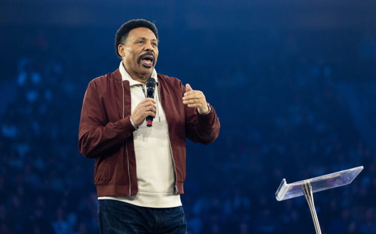 Tony Evans’ New Wife Dr. Carla Crummie: Biography, Career, Faith, and Love After Loss